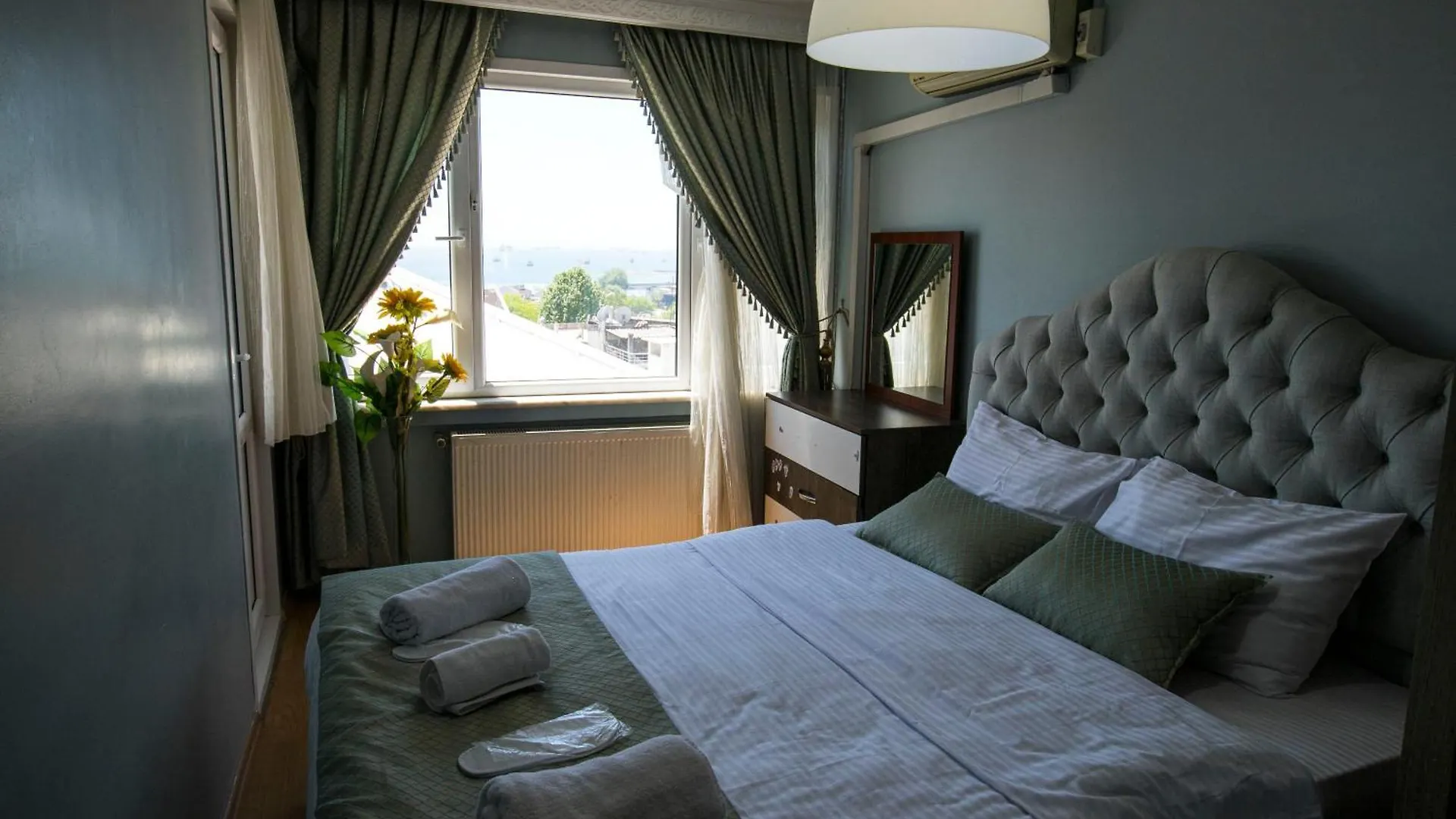 3 Diffrent Family Apartments At Center Walking 5 Minutes Istanbul Turkey