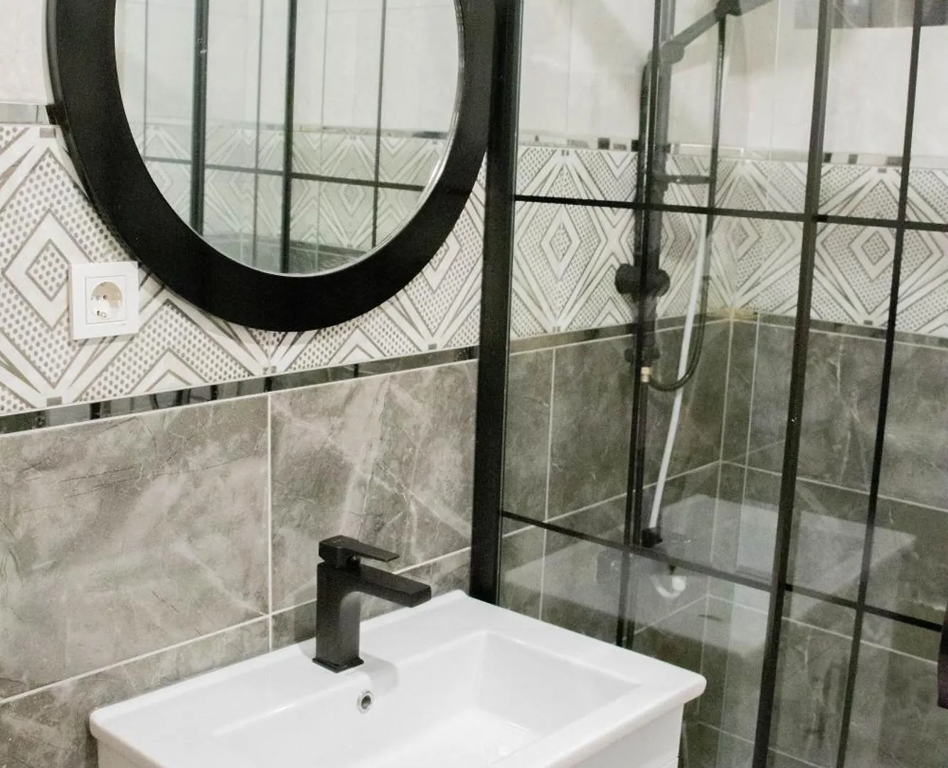 3 Diffrent Family Apartments At Center Walking 5 Minutes Estambul