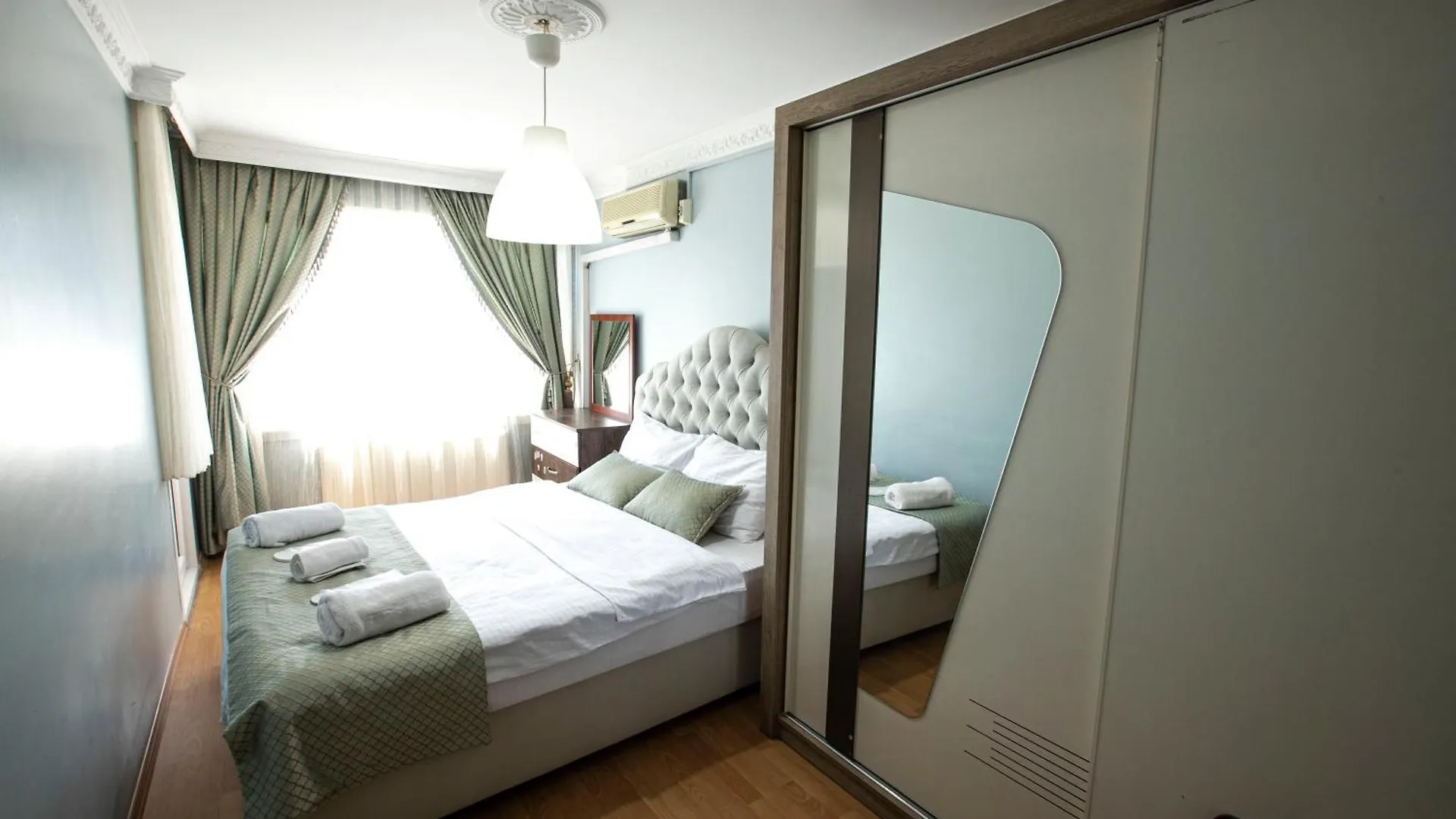 3 Diffrent Family Apartments At Center Walking 5 Minutes Istanbul 0*,  Turkey