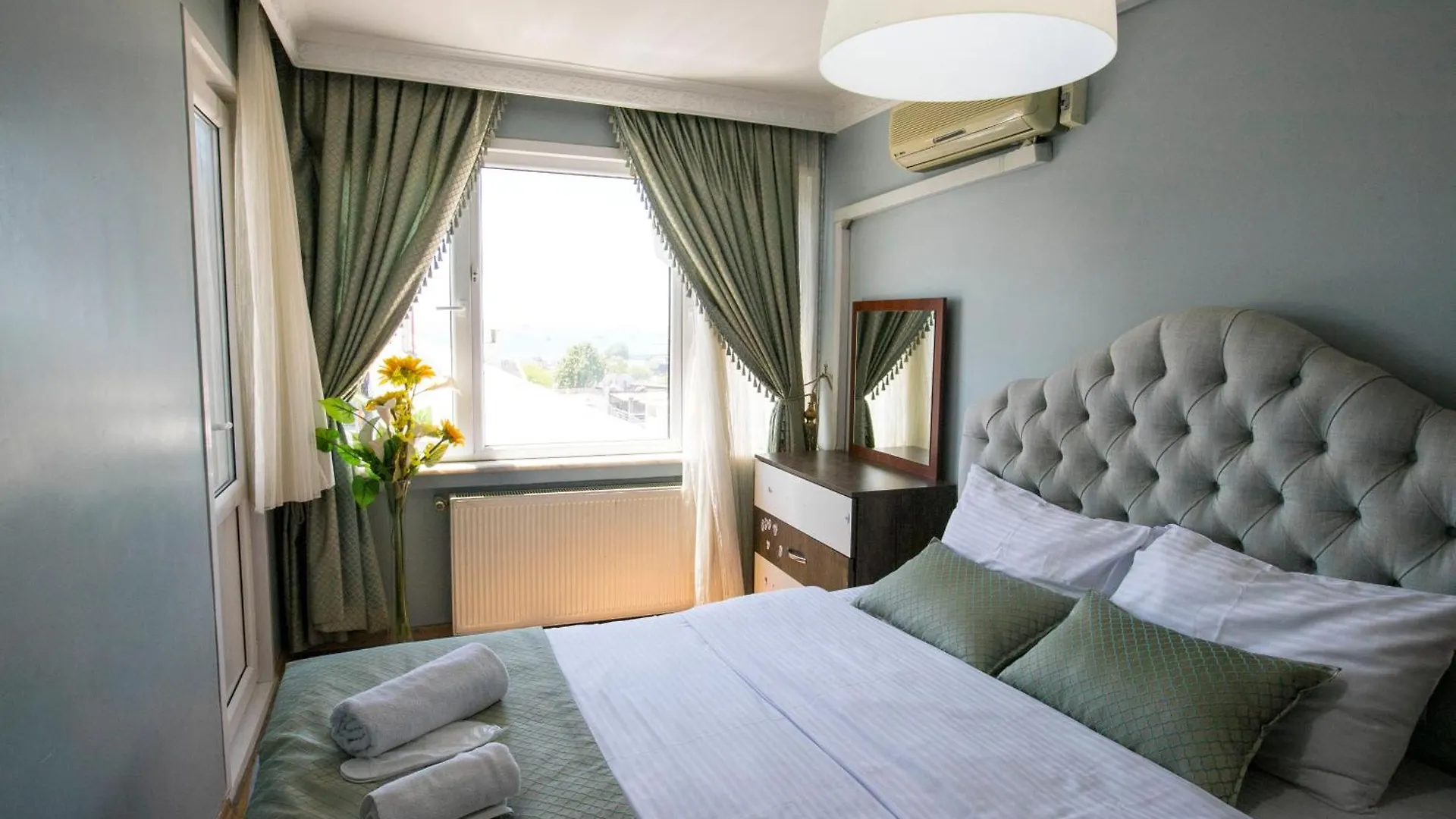 3 Diffrent Family Apartments At Center Walking 5 Minutes Istanbul