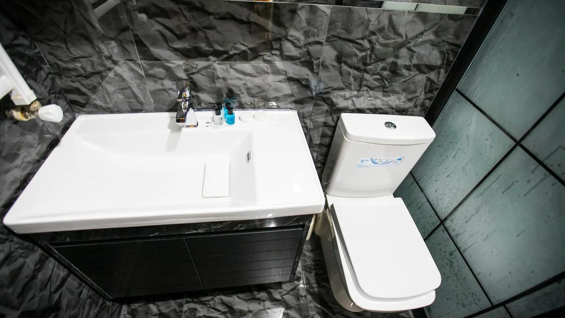 3 Diffrent Family Apartments At Center Walking 5 Minutes Estambul