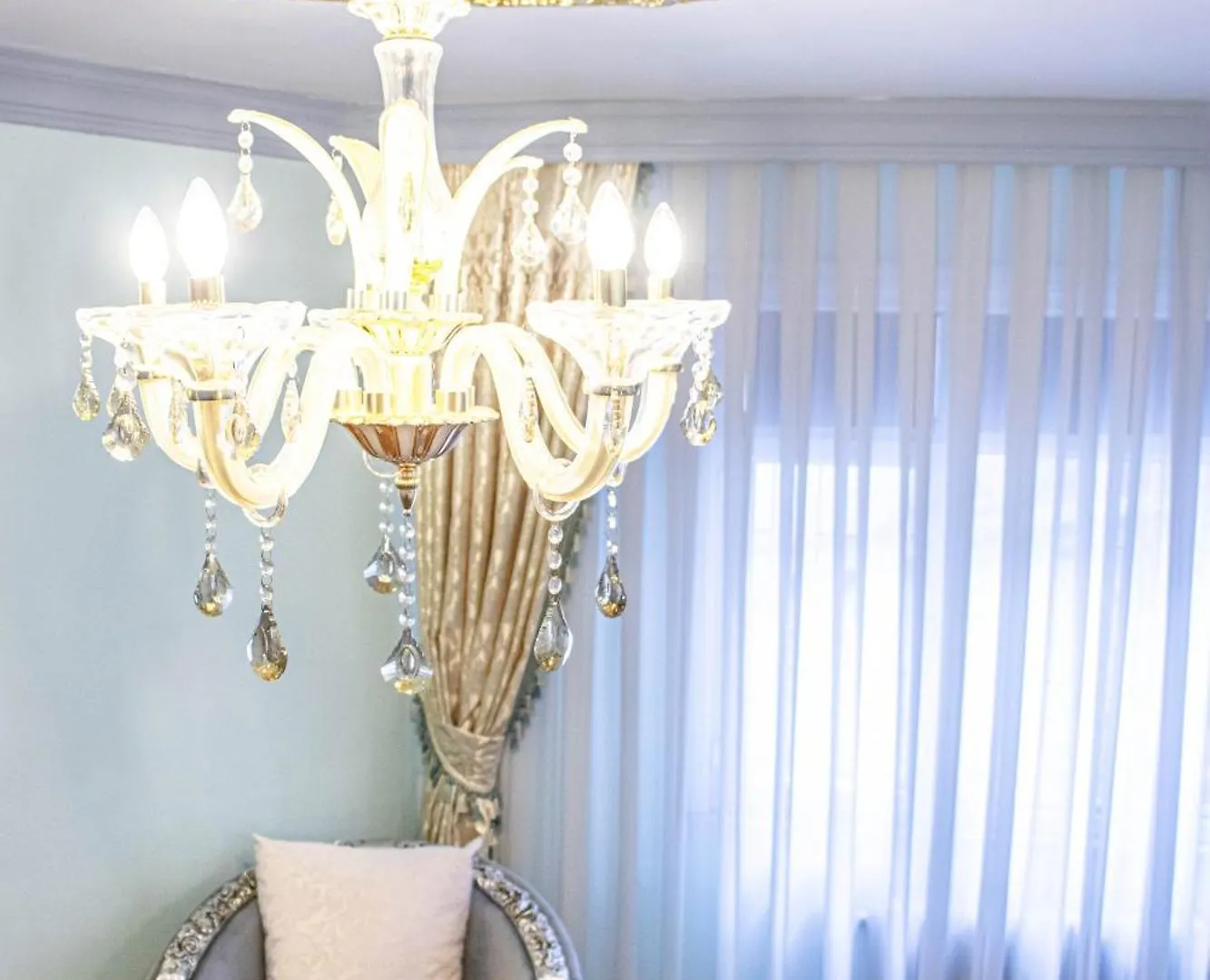 3 Diffrent Family Apartments At Center Walking 5 Minutes Istanbul