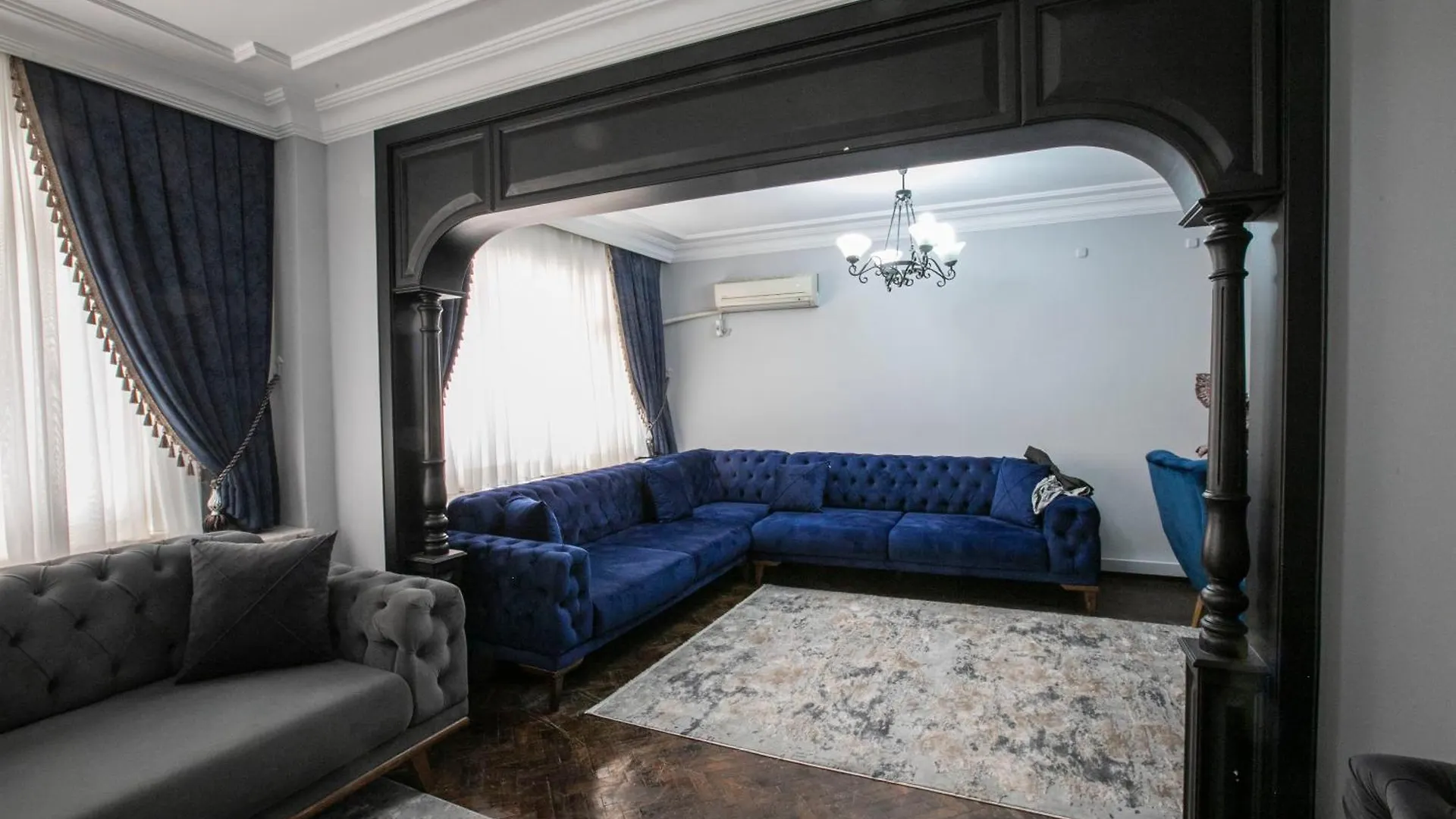 3 Diffrent Family Apartments At Center Walking 5 Minutes Estambul Turquía