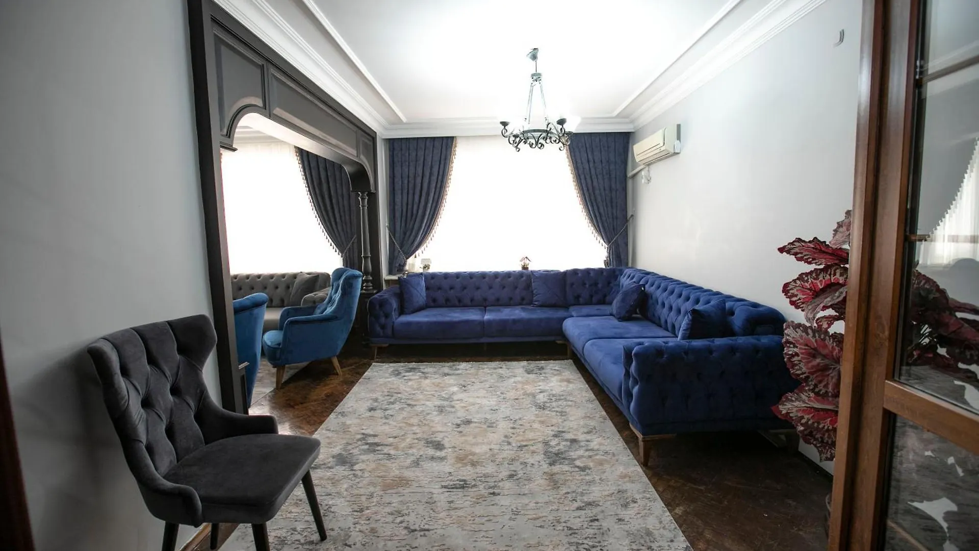 3 Diffrent Family Apartments At Center Walking 5 Minutes Istanbul