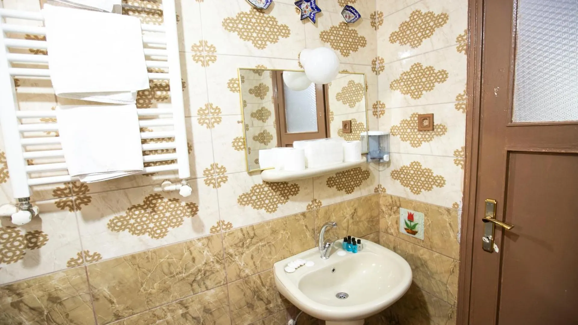 3 Diffrent Family Apartments At Center Walking 5 Minutes Estambul 0*,